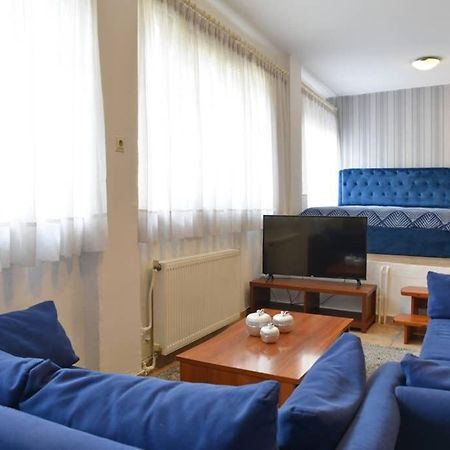 A Modern Bright Studio In The Center Of Kastoria Eksteriør billede
