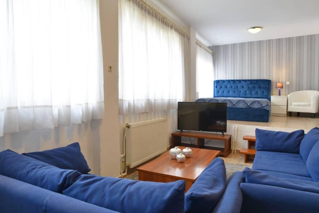 A Modern Bright Studio In The Center Of Kastoria Eksteriør billede
